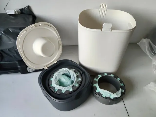 Cubo para pañales de bebé