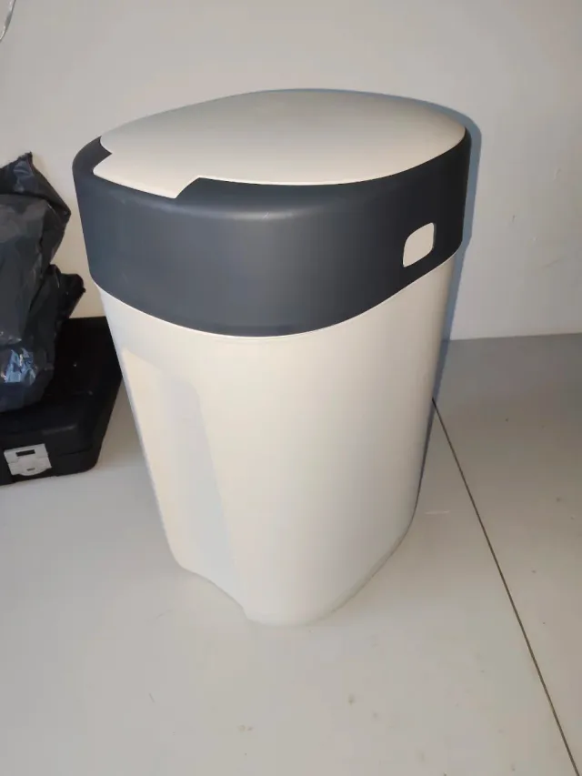 Cubo para pañales de bebé