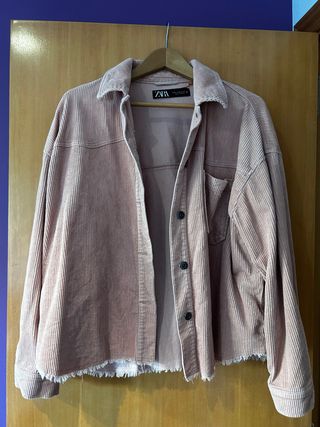 Chaqueta Zara rosa oversize