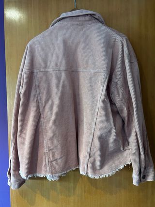 Chaqueta Zara rosa oversize