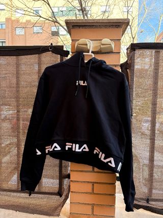 Sudadera Fila Crop Top Negra