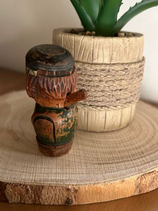 Antico tappo bottiglia in legno