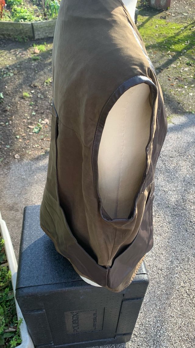 Gilet da caccia marrone e verde oliva