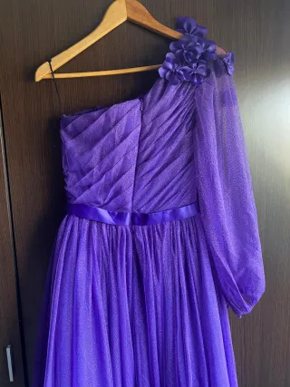 Vestido elegante solo pocas horas usado precio neg