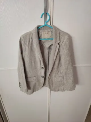 Traje Zara Chaqueta y Pantalón Beige T.4-5