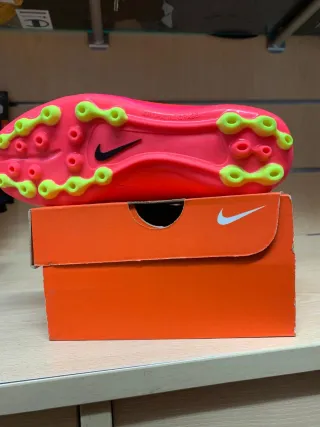 Botas Futbol Nike Hypervenom Phelon AG 37.5