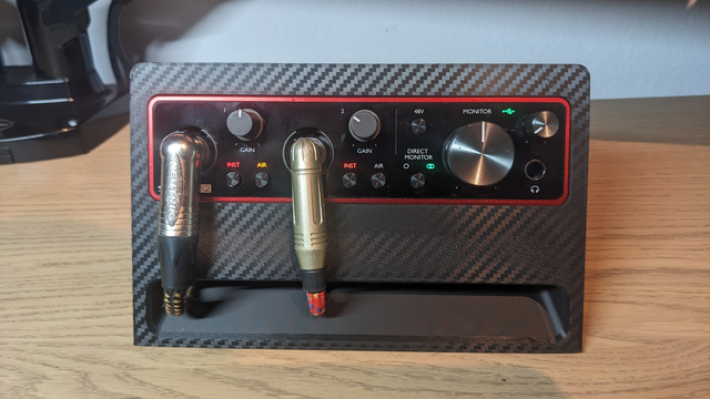 Soporte Focusrite Scarlett 3a/4a Gen