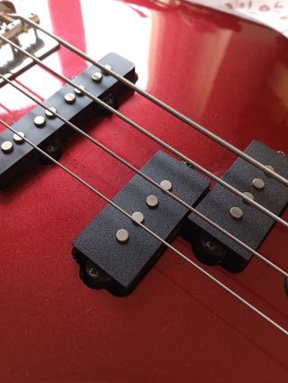 Bajo Yamaha + Ampli Marshall. Pack completo.