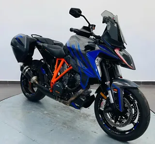 KTM 1290 SUPERDUKE GT Motocicleta