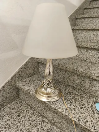 Lampada da tavolo vintage laminata