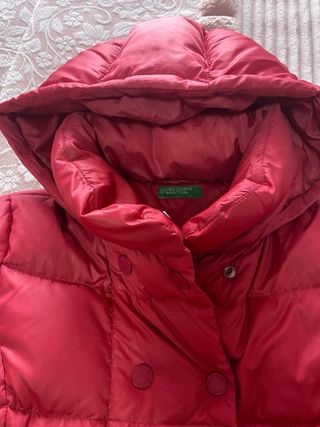 Plumífero niña con capucha rosa Talla 150cm