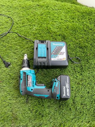 Makita DFS452 Atornillador