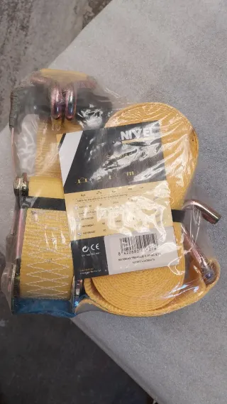 - Pilotos FordFocus,Panda, Peugeot205,Fiat, Lancia