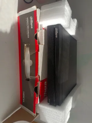 Dahua XVR Digital Video Recorder + 4 cámaras dahua