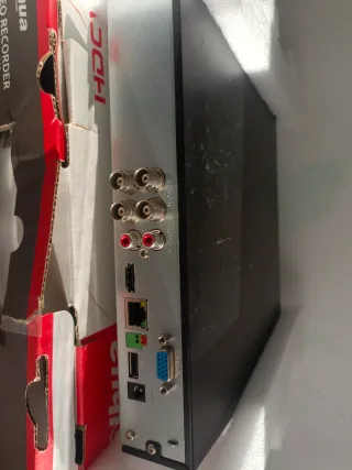 Dahua XVR Digital Video Recorder + 4 cámaras dahua
