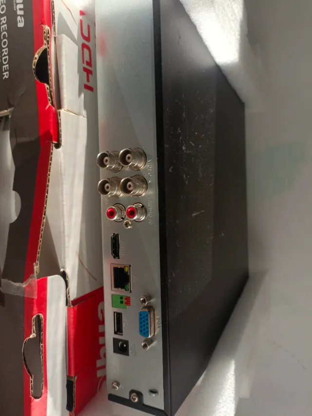 Dahua XVR Digital Video Recorder + 4 cámaras dahua