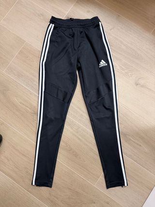 Pantalón chándal Adidas negro