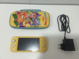 Nintendo Switch Lite Gialla + Custodia