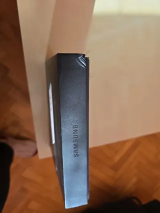 Scatola Samsung Galaxy Z Fold 6 Rosa