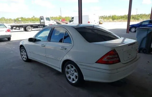 Despiece Mercedes C280 2006 Luxury 4Mati