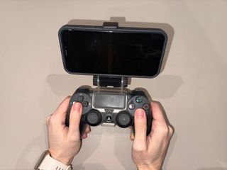 PS4 Negra +Accesorios. Solo Bilbao