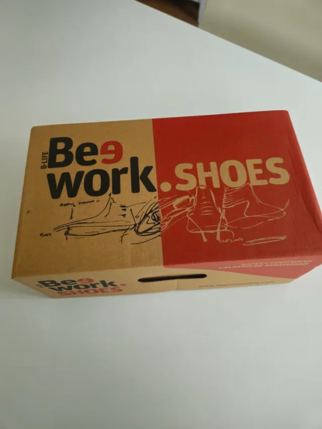 Zapatos de trabajo BeeWork azules y verdes