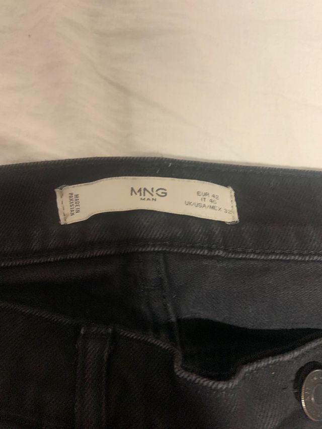 Vaqueros negros Mango Talla 42