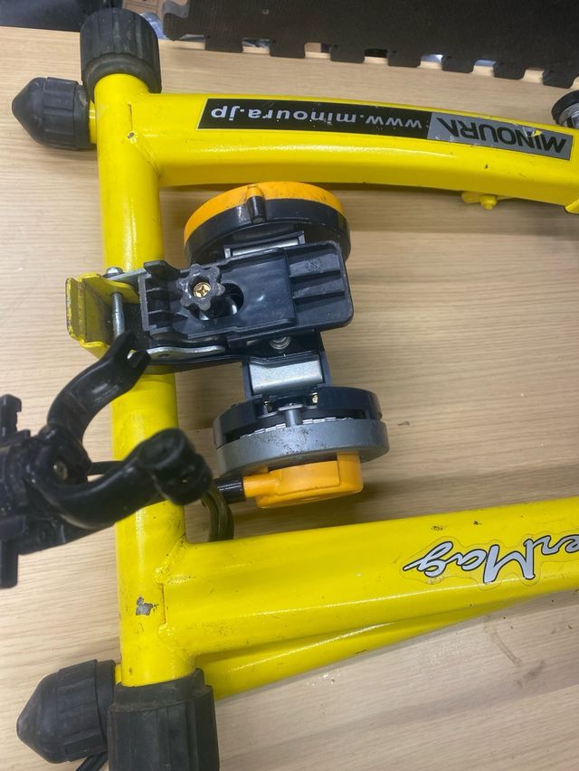 Rodillo Bicicleta Minoura Hyper Mag