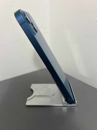 Apple iPhone 13 256gb Azul Grado A+ 100%