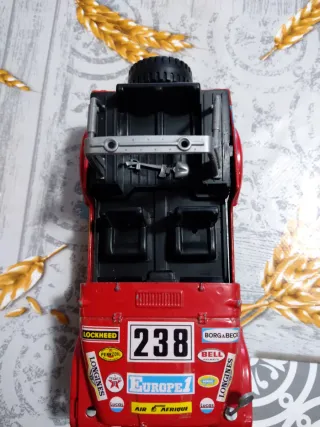 Auto fuoristrada Burago 238 anni 80