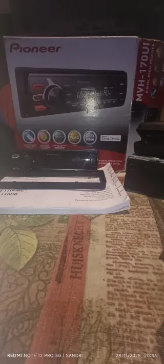 Radio Coche Pioneer MVH-170UI