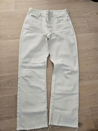 Pantalón vaquero blanco talla 36