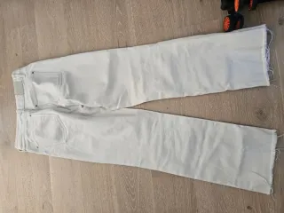 Pantalón vaquero blanco talla 36