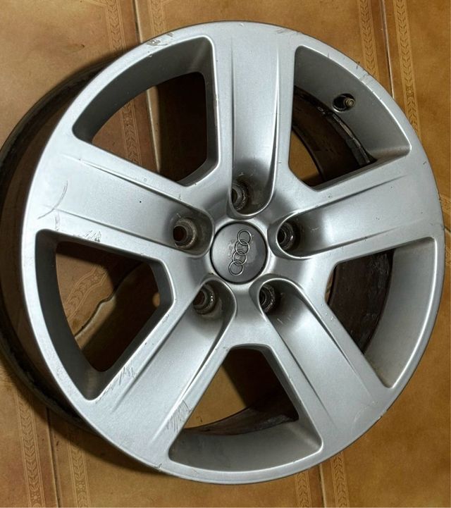 Llantas Audi en buen estado