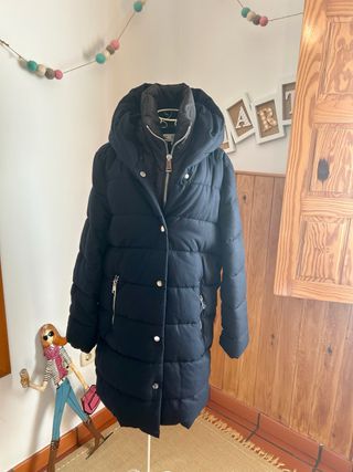 Anorak azul marino Mango talla XS