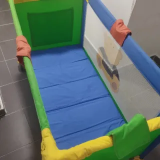 Cuna de viaje infantil