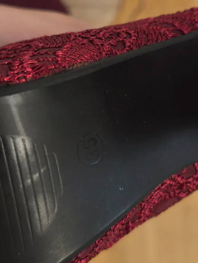 Botines plataforma granates con encaje