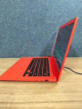 Portátil InnJoo Neo Red 14.1" Z8350 2GB 32GB eMMC