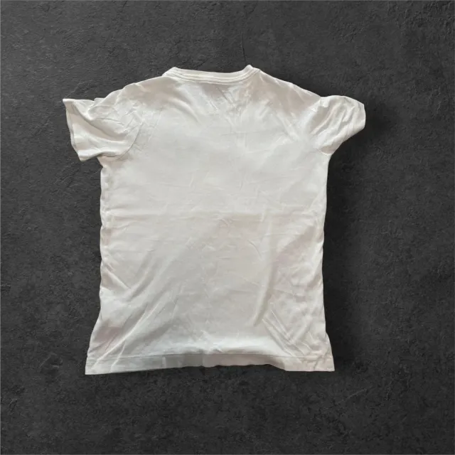 Camiseta Nike Blanca Logo Rojo y Negro