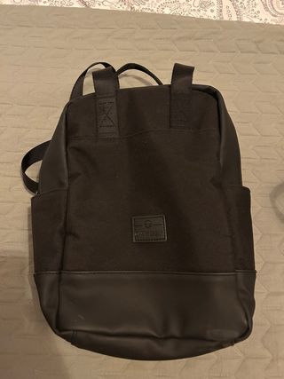 Mochila juvenil Johnny Urban negra