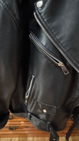Chaqueta cuero oversize Zara