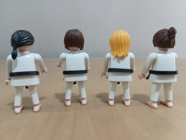 Playmobil 4 donne karateka