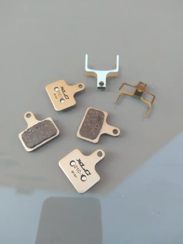 SHIMANO Ultegra,Dura-Ace,XTR. Pastillas Freno XLC.