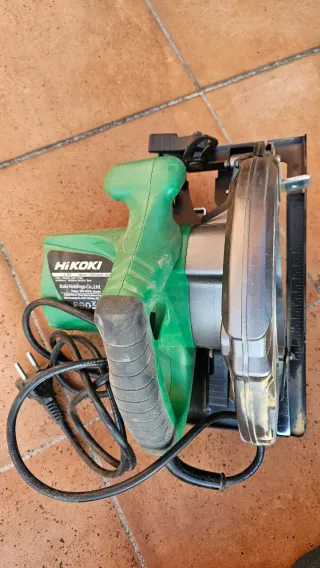 Sierra Circular HIKOKI con maletín