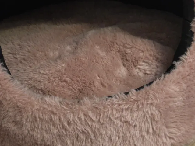 Cama para gato suave y cálida