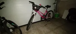 Bicicleta infantil rosa WRB talla 24 pulgadas