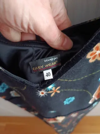 Vestido estampado floral negro