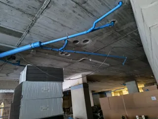 Ayudante de fontanería