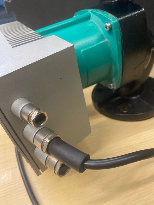 Bomba circuladora electrónica Wilo Stratos