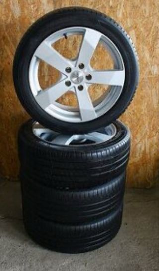 Llantas 18/40/235 5x112 80% vida útil